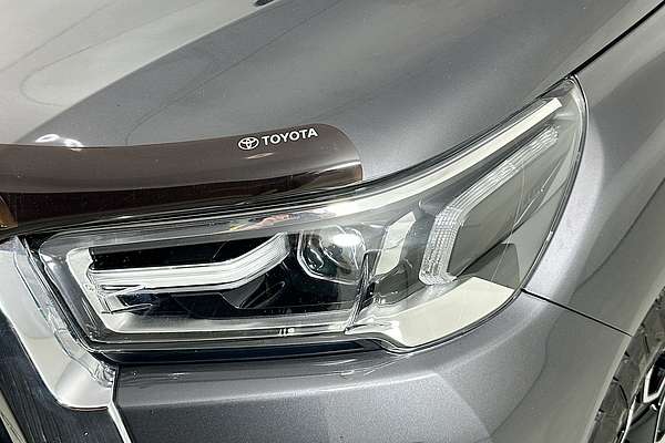 2021 Toyota HILUX SR5 (4x4) GUN126R 4X4