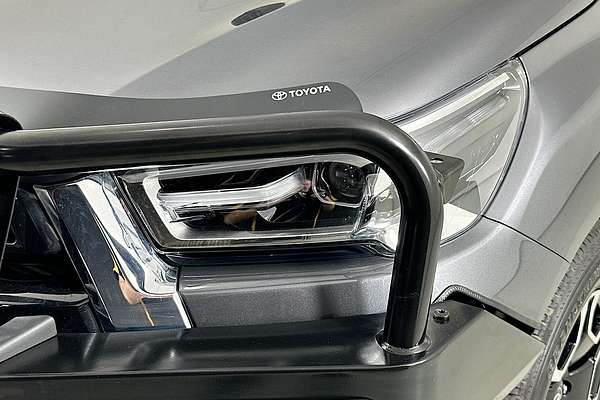 2023 Toyota HILUX SR5 + PREMIUM INTERIOR (4x4) GUN126R 4X4