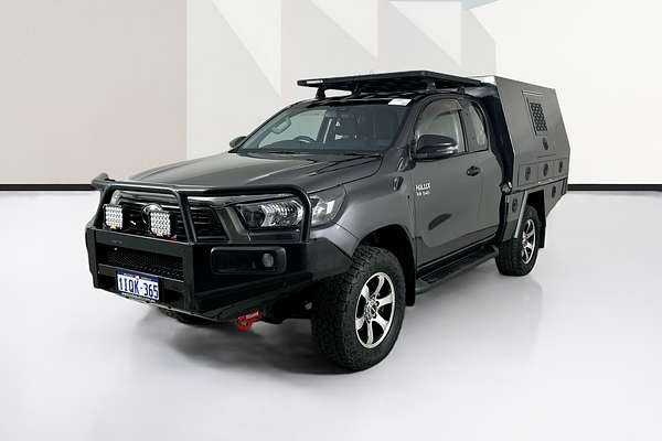 2021 Toyota HILUX SR (4x4) GUN126R 4X4