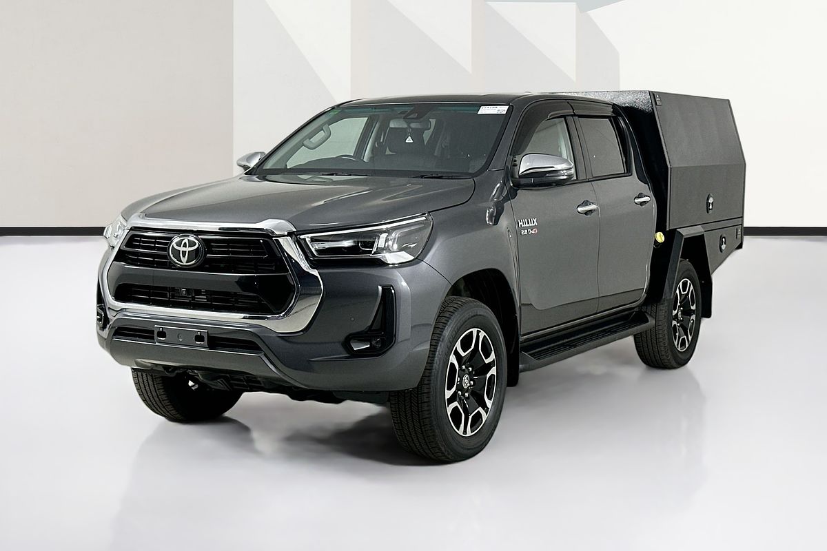 2023 Toyota HILUX SR5 (4x4) GUN126R 4X4