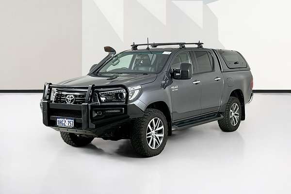 2018 Toyota HILUX SR5 (4x4) GUN126R MY17 4X4