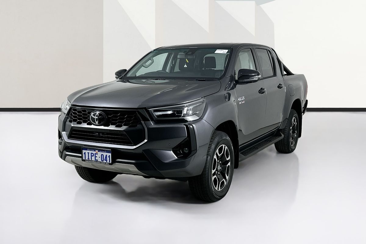 2025 Toyota HILUX SR5 48V (4x4) GUN126R RC 4X4