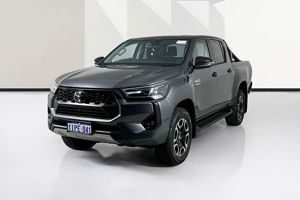 2025 Toyota HILUX SR5 48V (4x4) GUN126R RC 4X4