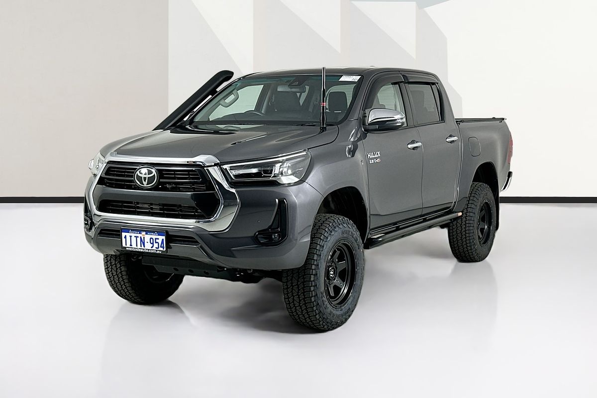 2022 Toyota HILUX SR5 (4x4) GUN126R 4X4