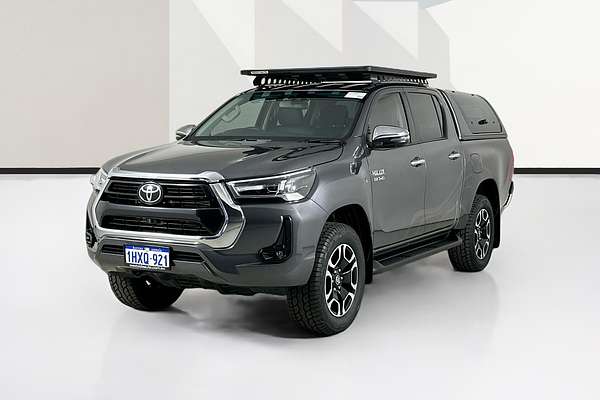 2023 Toyota HILUX SR5 (4x4) GUN126R 4X4