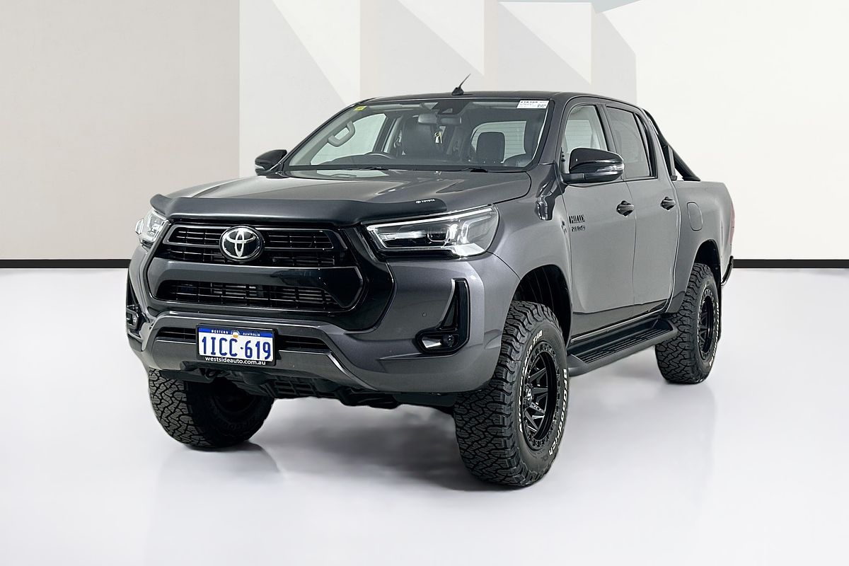 2020 Toyota HILUX SR5+ (4x4) GUN126R FACELIFT 4X4