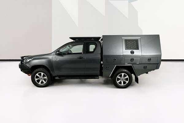 2021 Toyota HILUX SR (4x4) GUN126R 4X4