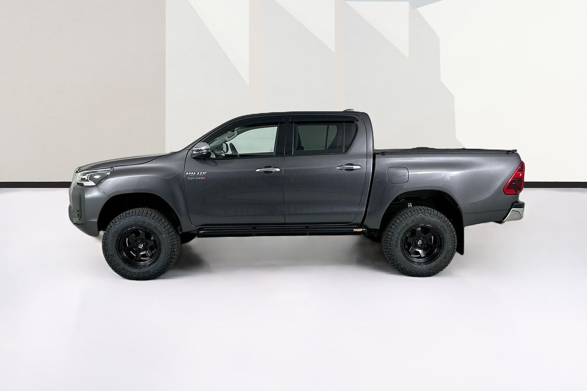 2022 Toyota HILUX SR5 (4x4) GUN126R 4X4