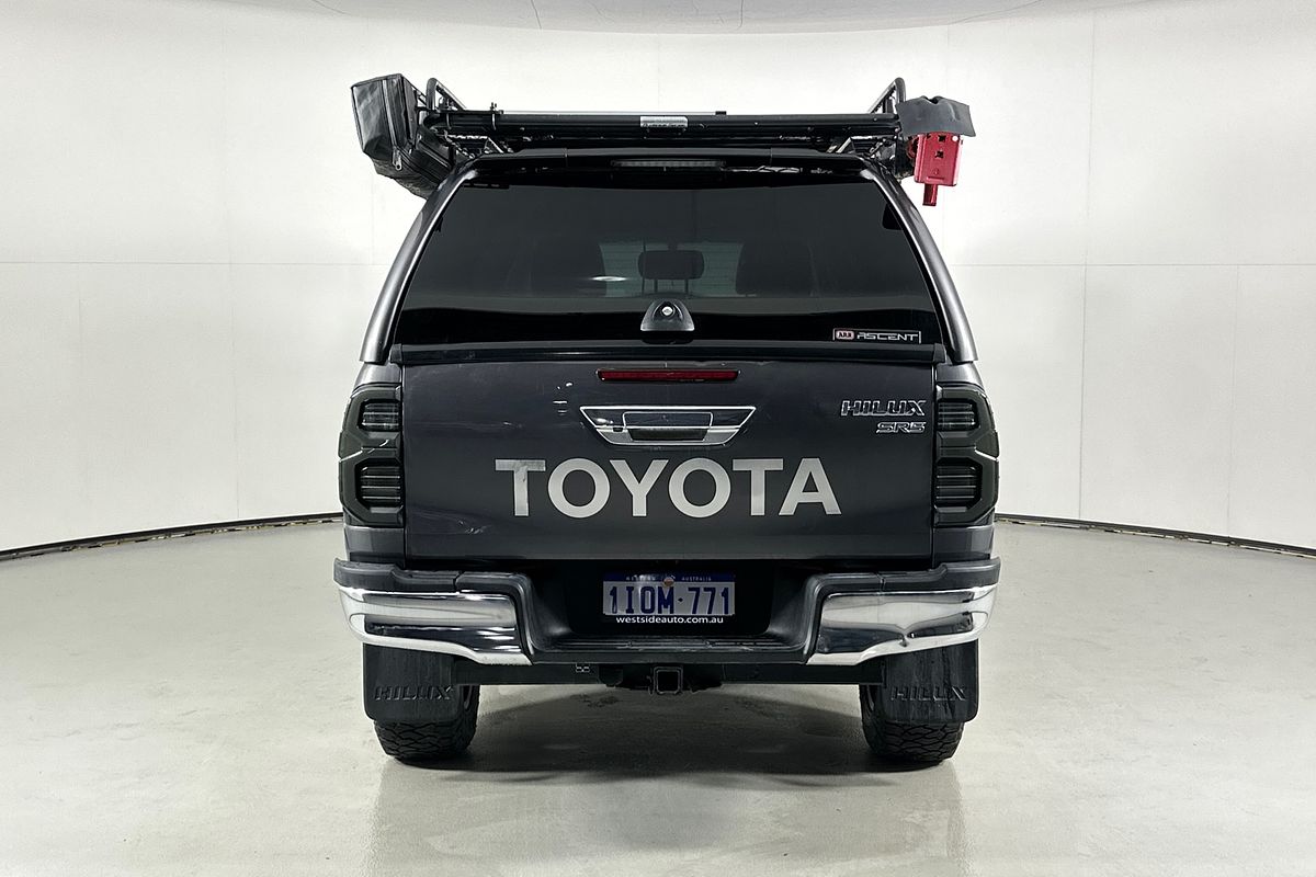 2015 Toyota HILUX SR5 (4x4) GUN126R 4X4