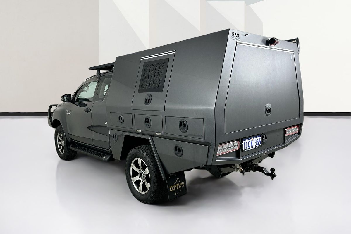 2021 Toyota HILUX SR (4x4) GUN126R 4X4
