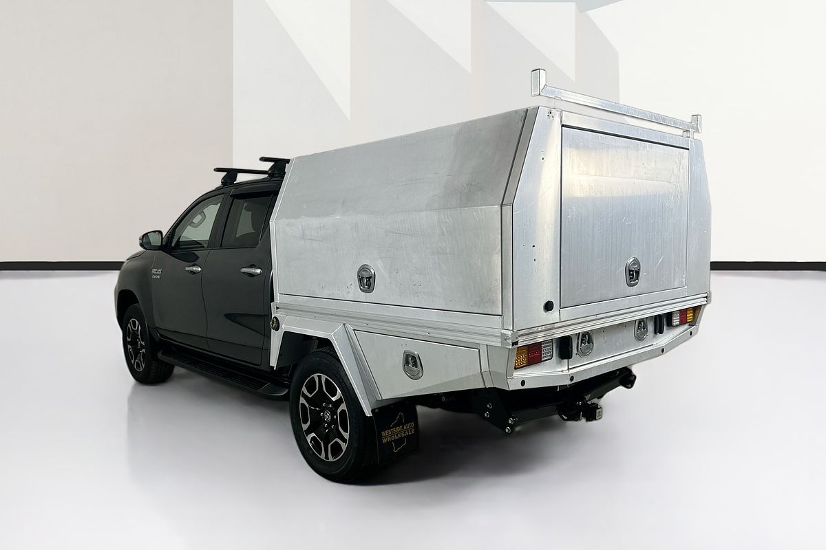 2022 Toyota HILUX SR5 + PREMIUM INTERIOR (4x4) GUN126R 4X4