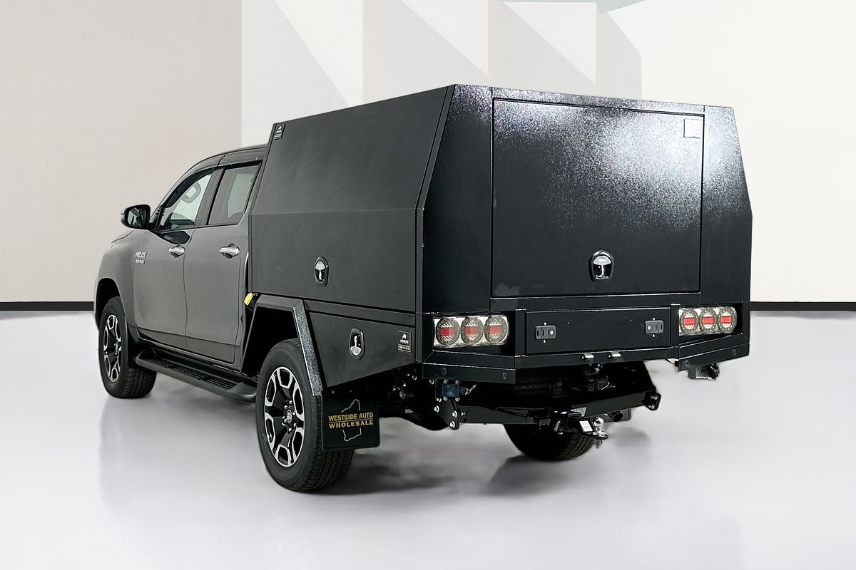 2023 Toyota HILUX SR5 (4x4) GUN126R 4X4
