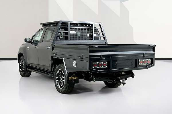 2024 Toyota HILUX SR5 (4x4) GUN126R 4X4