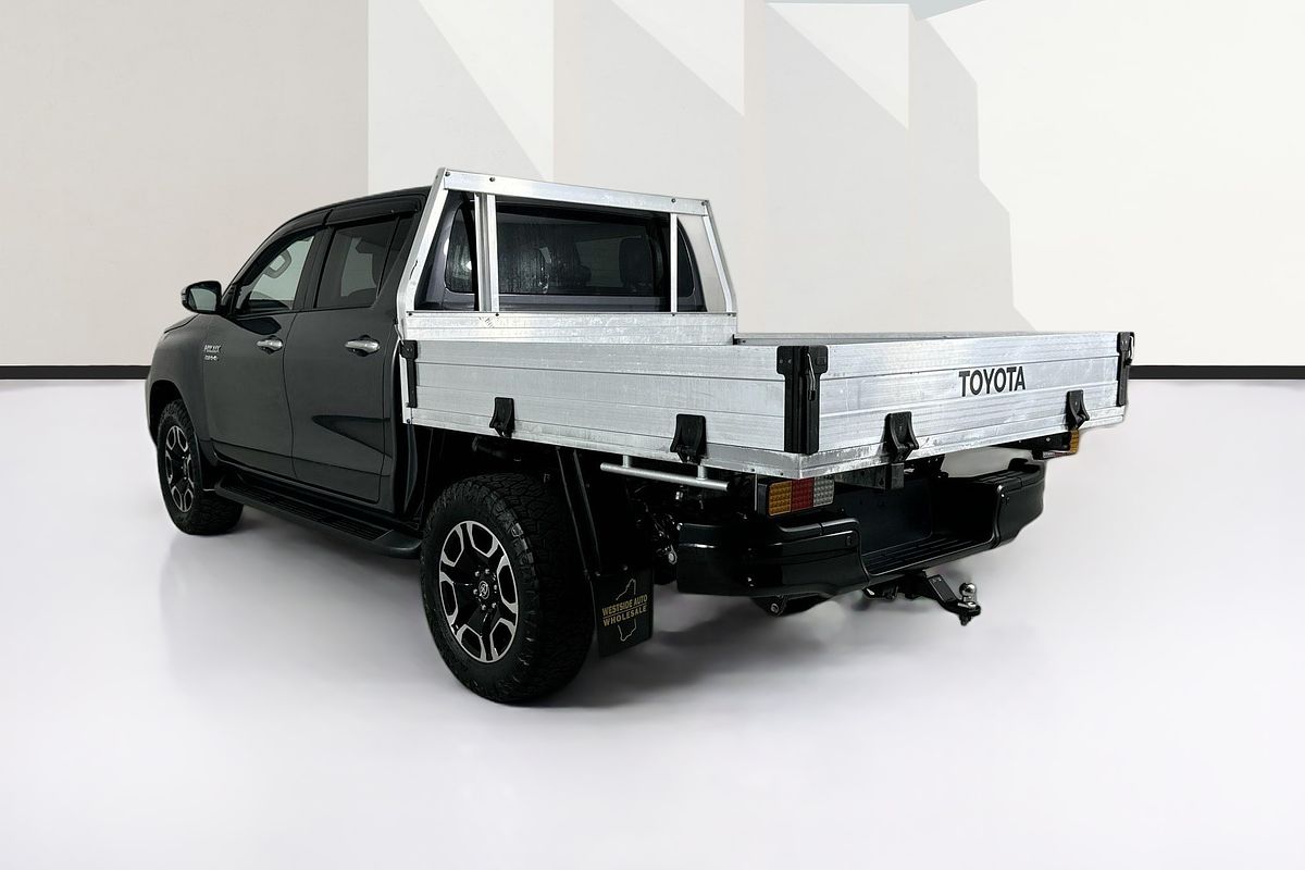 2021 Toyota HILUX SR5 (4x4) GUN126R 4X4