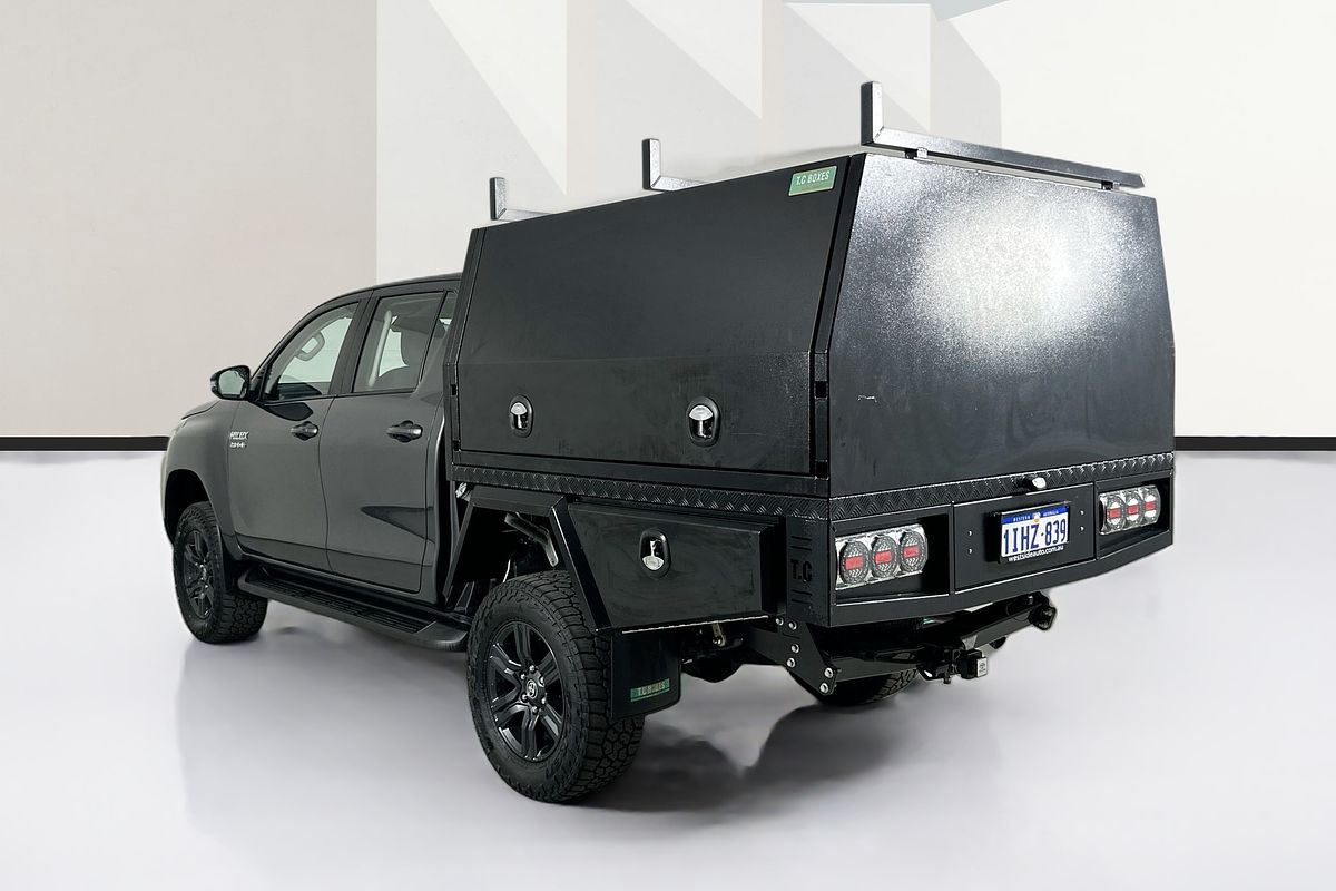 2024 Toyota HILUX SR 48V (4x4) GUN126R 4X4