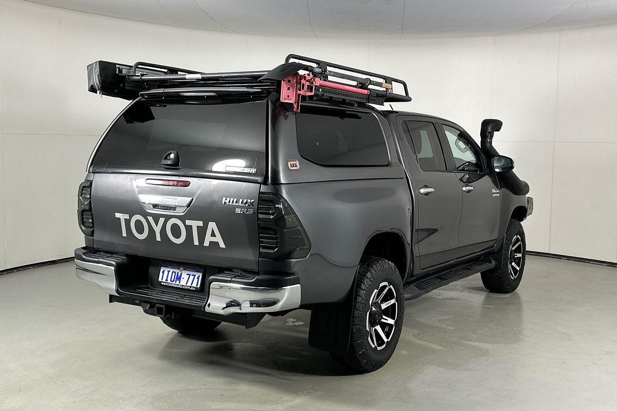 2015 Toyota HILUX SR5 (4x4) GUN126R 4X4