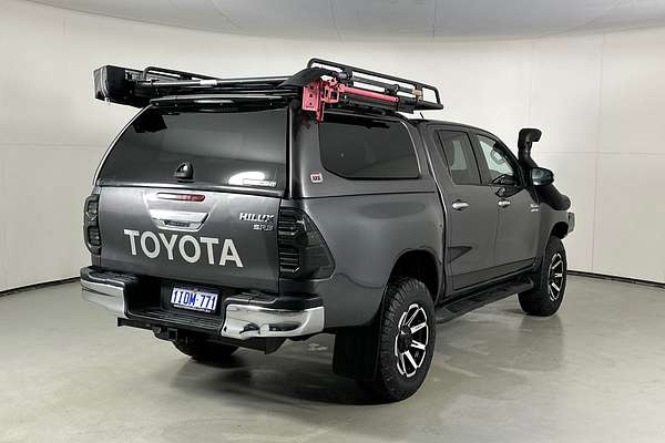 2015 Toyota HILUX SR5 (4x4) GUN126R 4X4