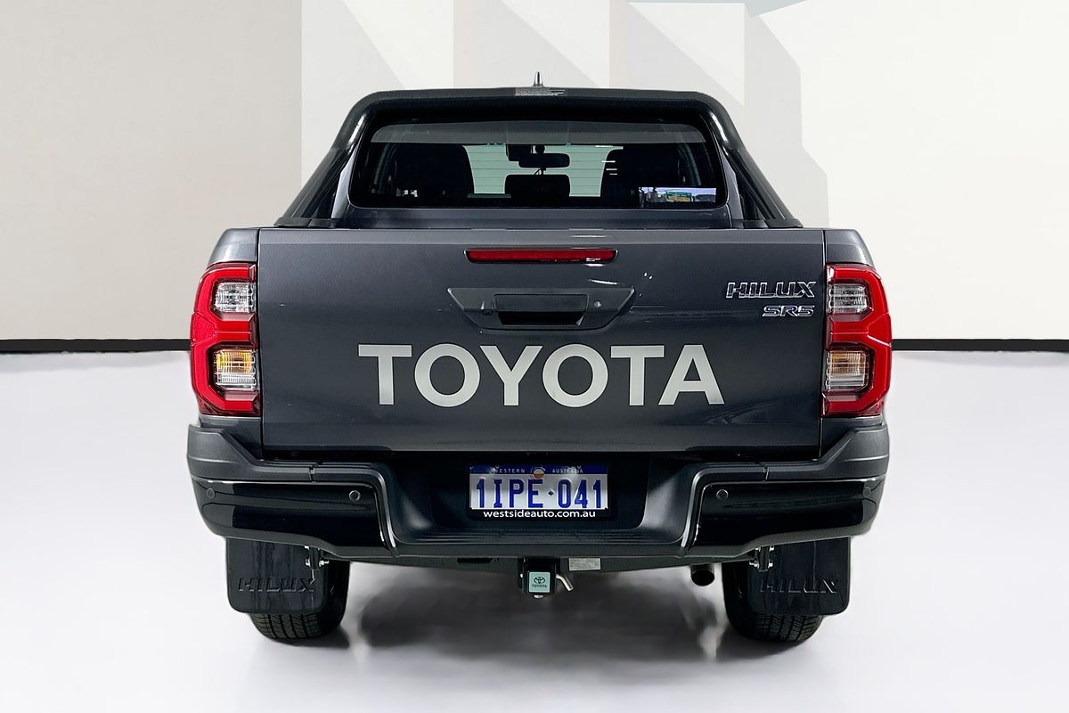 2025 Toyota HILUX SR5 48V (4x4) GUN126R RC 4X4