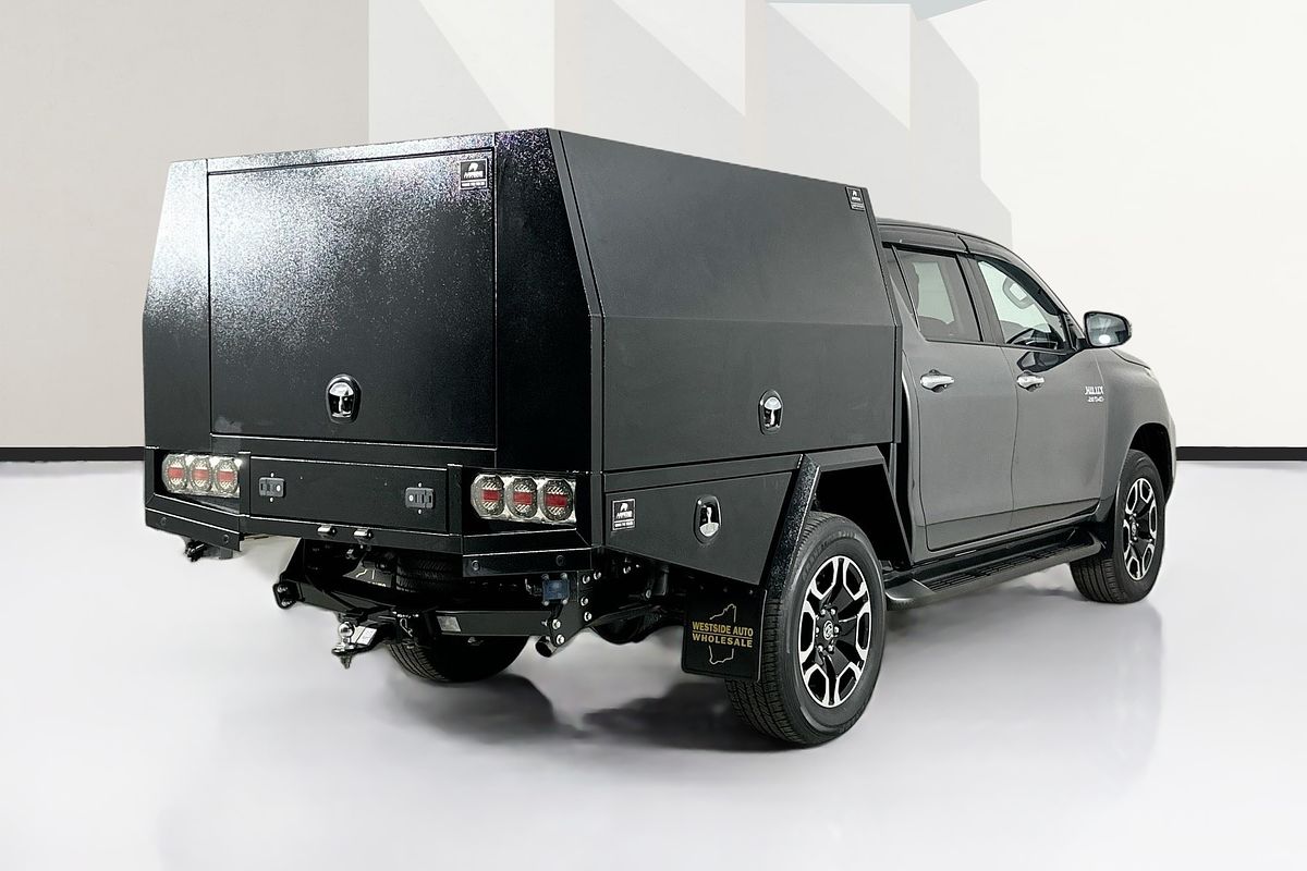 2023 Toyota HILUX SR5 (4x4) GUN126R 4X4