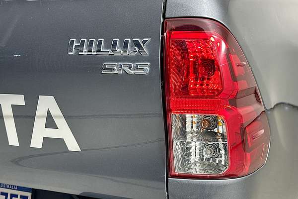 2018 Toyota HILUX SR5 (4x4) GUN126R MY17 4X4