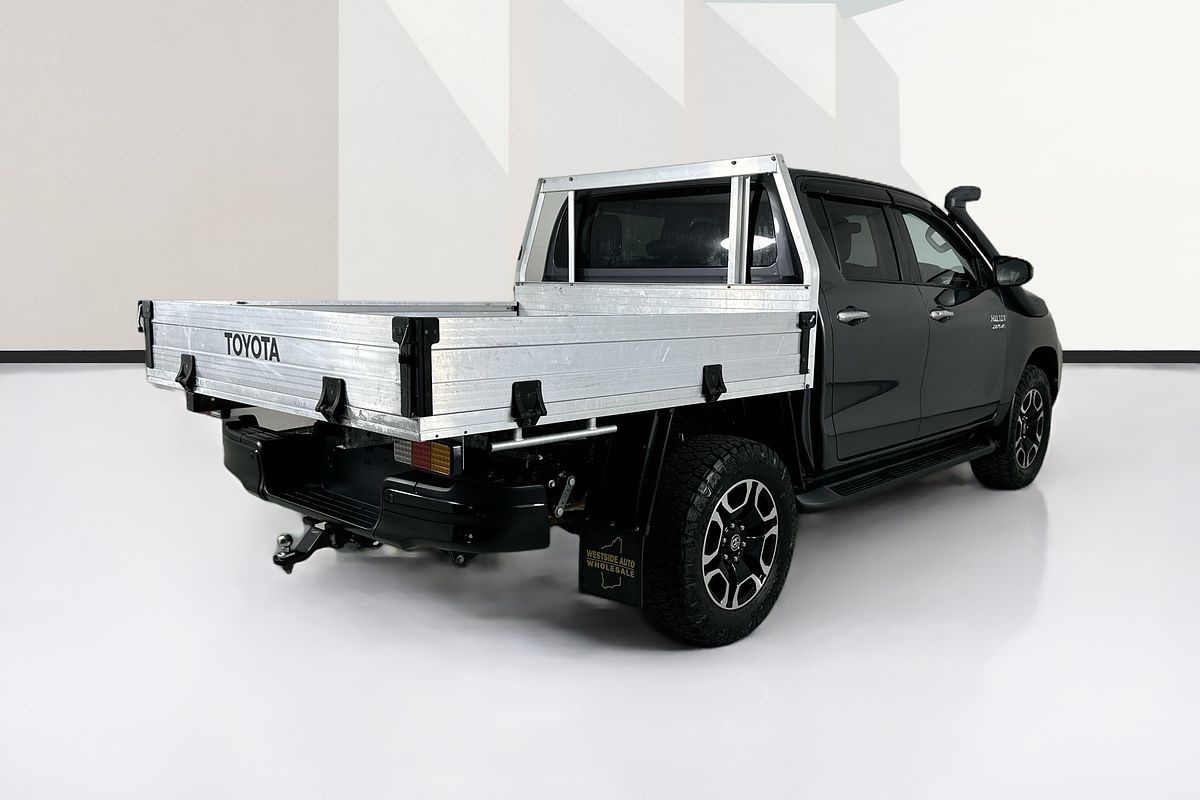 2021 Toyota HILUX SR5 (4x4) GUN126R 4X4