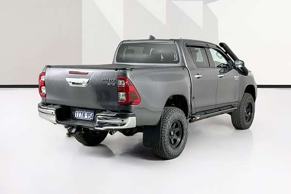 2022 Toyota HILUX SR5 (4x4) GUN126R 4X4