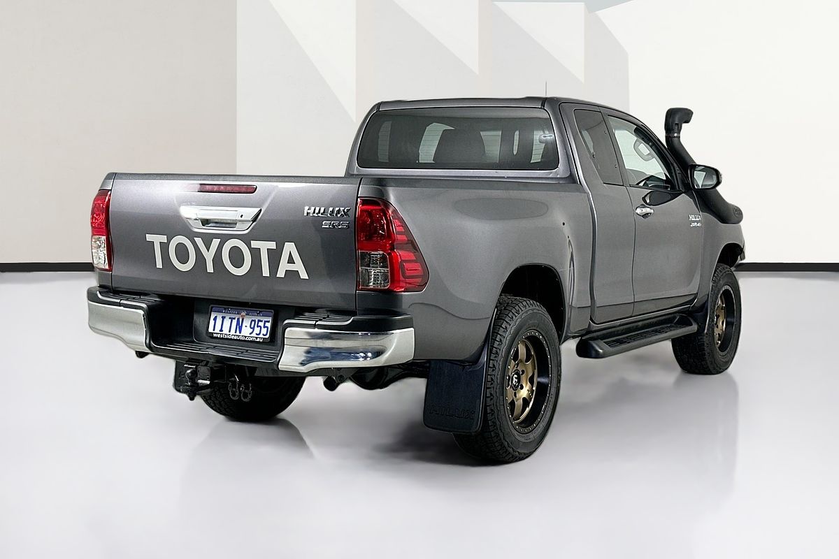 2017 Toyota HILUX SR5 (4x4) GUN126R MY17 4X4