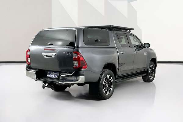 2023 Toyota HILUX SR5 (4x4) GUN126R 4X4