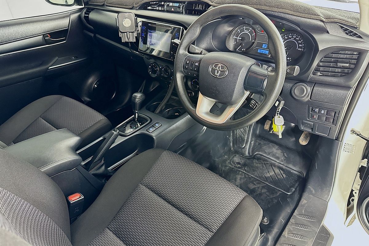 2017 Toyota HILUX WORKMATE (4x4) GUN125R 4X4