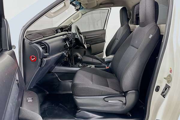 2017 Toyota HILUX WORKMATE (4x4) GUN125R 4X4