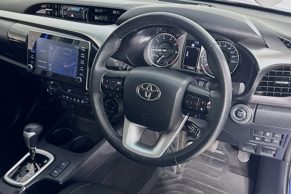 2023 Toyota HILUX SR5 GUN126R 4X4