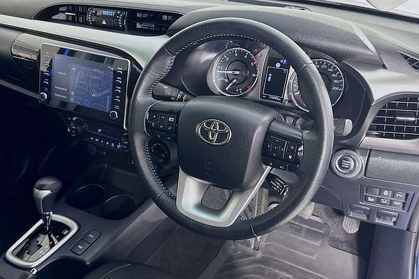 2023 Toyota HILUX SR5 GUN126R 4X4