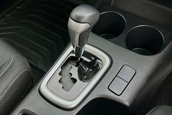 2023 Toyota HILUX SR5 GUN126R 4X4