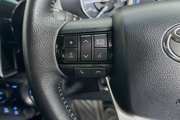 2023 Toyota HILUX SR5 GUN126R 4X4