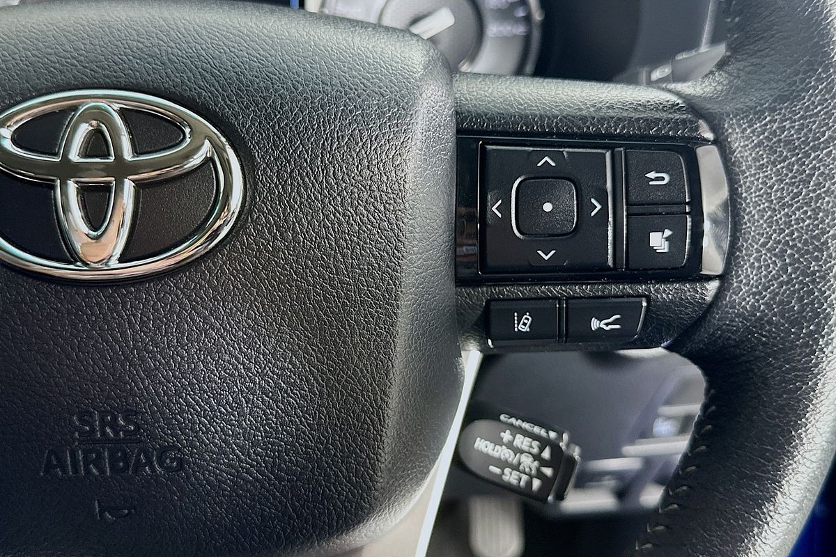 2023 Toyota HILUX SR5 GUN126R 4X4