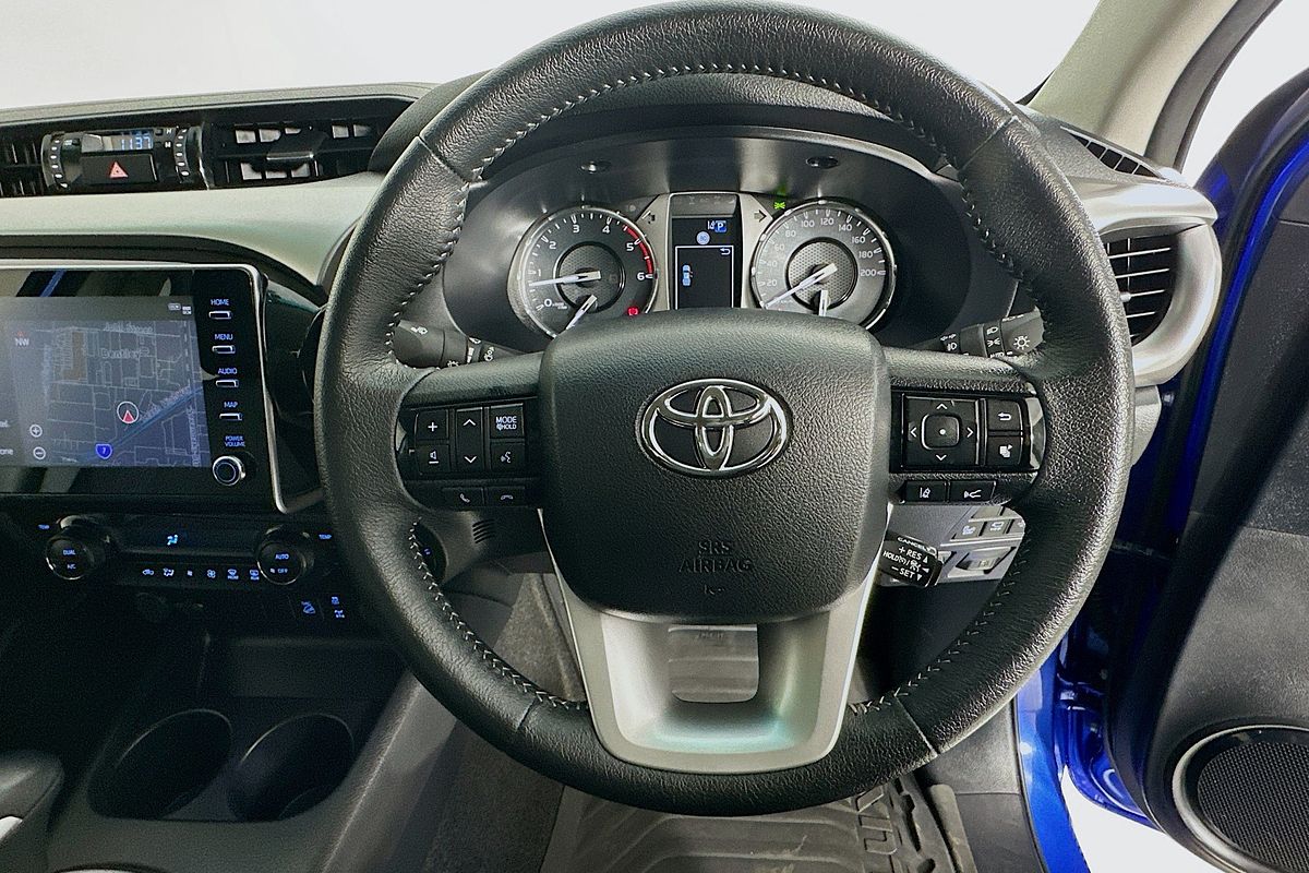 2023 Toyota HILUX SR5 GUN126R 4X4