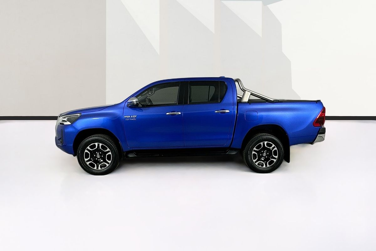 2023 Toyota HILUX SR5 GUN126R 4X4