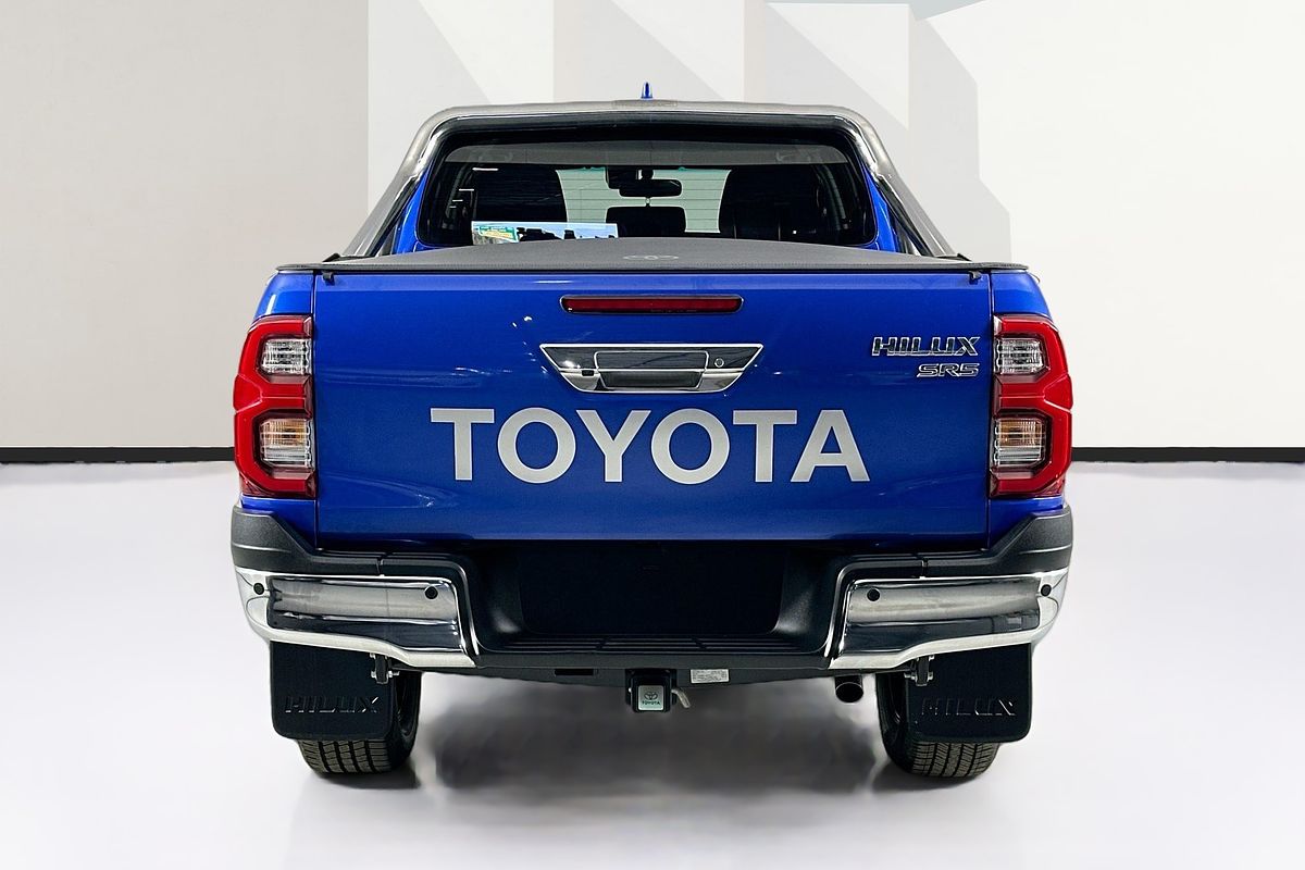 2023 Toyota HILUX SR5 GUN126R 4X4