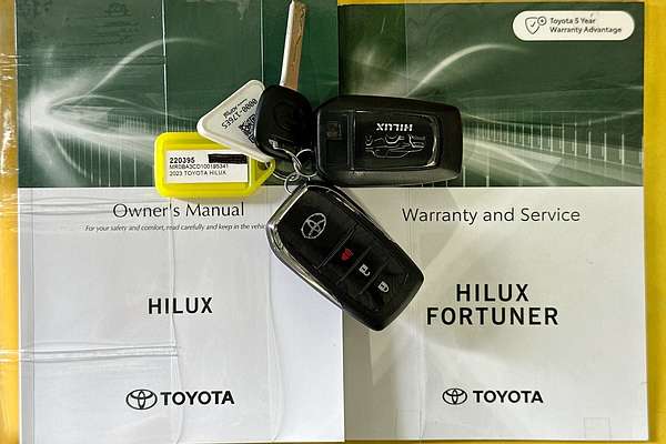 2023 Toyota Hilux ROGUE (4x4) GUN126R 4X4