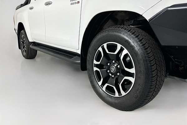 2021 Toyota HILUX SR5 (4x4) GUN126R 4X4