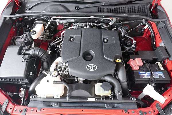 2018 Toyota HILUX SR5 (4x4) GUN126R MY17 4X4