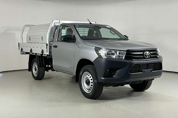 2020 Toyota HILUX WORKMATE HI-RIDER GUN135R FACELIFT 4x2
