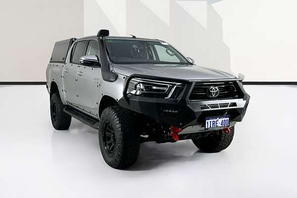 2021 Toyota HILUX SR5 (4x4) GUN126R FACELIFT 4X4