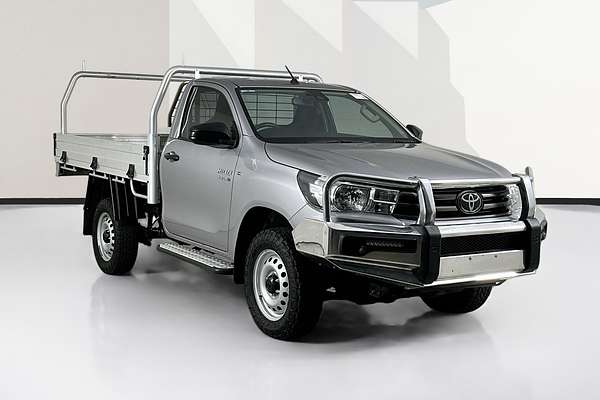 2020 Toyota HILUX SR (4x4) GUN126R FACELIFT 4X4