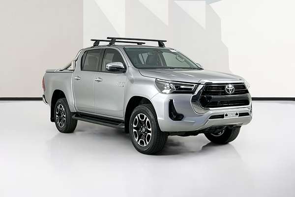 2022 Toyota HILUX SR5 (4x4) GUN126R 4X4