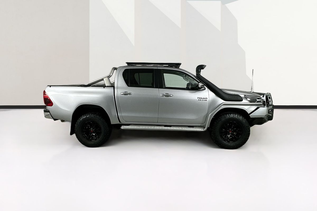 2022 Toyota HILUX SR5 (4x4) GUN126R 4X4