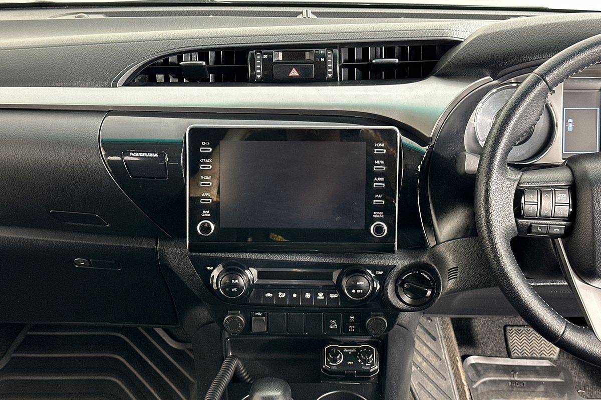 2022 Toyota HILUX SR5 (4x4) GUN126R 4X4