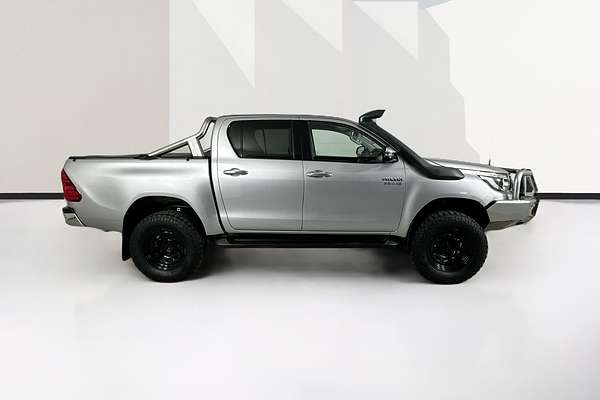 2019 Toyota HILUX SR5+ (4x4) GUN126R MY19 4X4