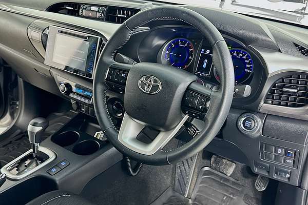 2019 Toyota HILUX SR5 (4x4) GUN126R MY19 4X4