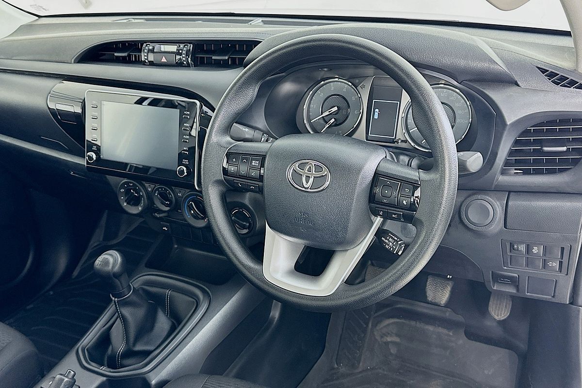 2023 Toyota HILUX SR (4x4) GUN126R 4X4